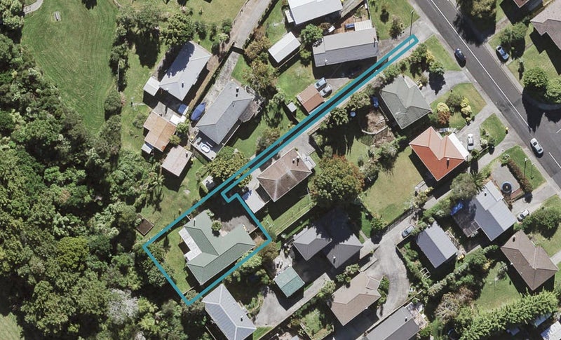70A Glendene Avenue, Glendene, Auckland - Carousel 1