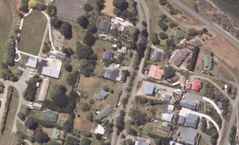 10 Burnett Street, Kakanui, Oamaru - Carousel 1