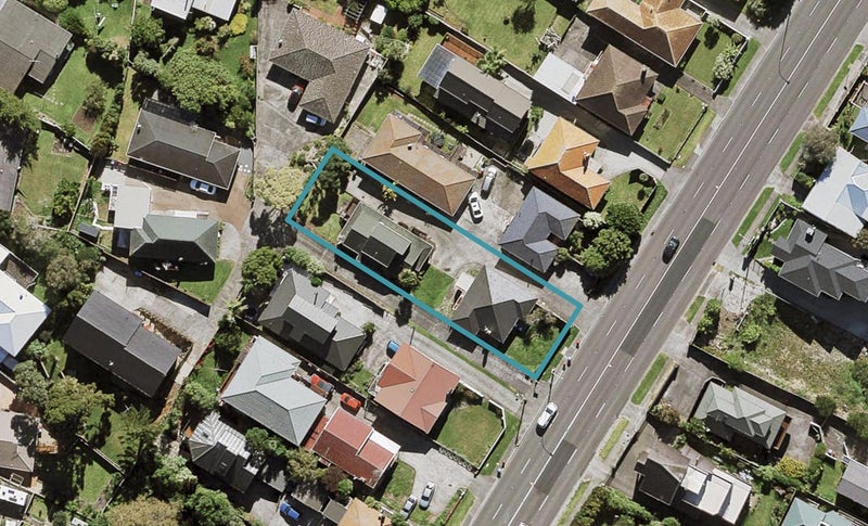 1/247 Hillsborough Road, Hillsborough, Auckland - Carousel 1