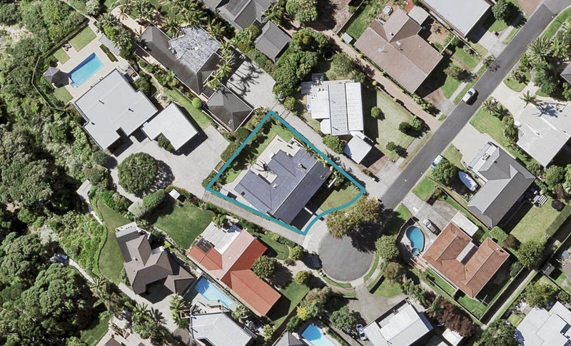 39 Clyside Avenue, Half Moon Bay, Auckland - Carousel 1