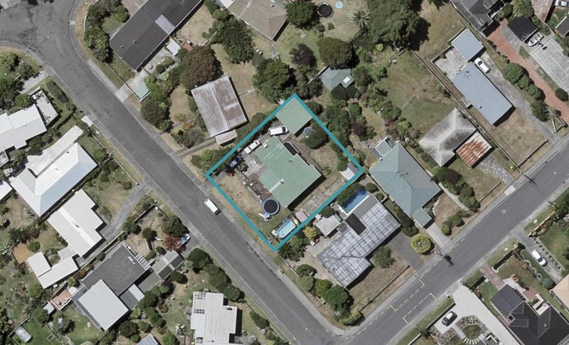 4 Callender Terrace, Paraparaumu Beach, Paraparaumu - Carousel 1