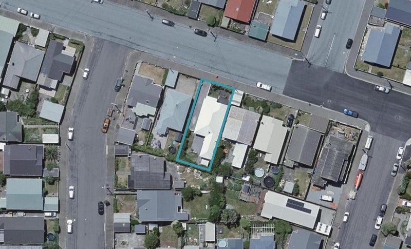 24 Resolution Street, Lyall Bay, Wellington - Carousel 1