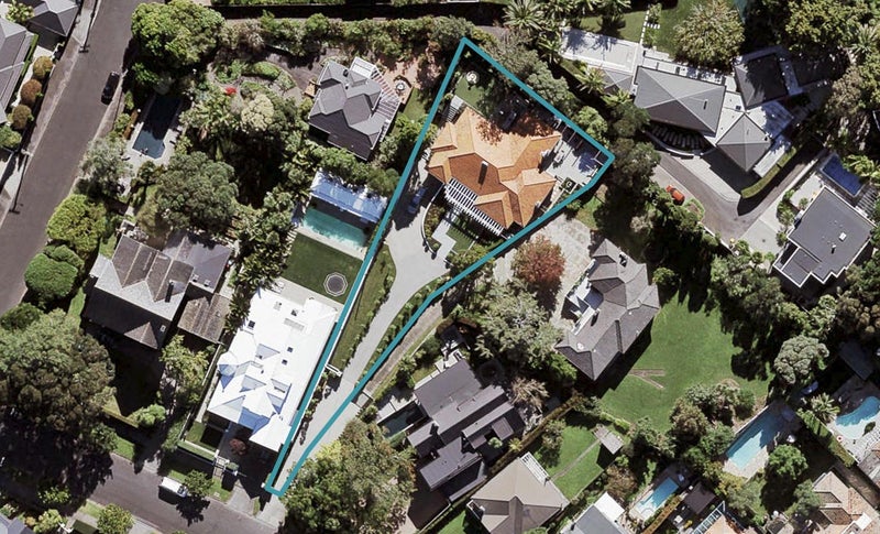 62 Marine Parade, Herne Bay, Auckland - Carousel 1