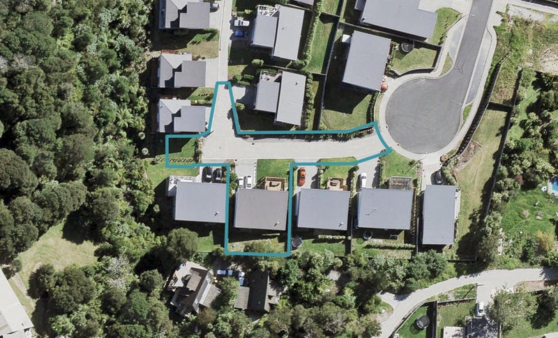 48 Leo Street, Glen Eden, Auckland - Carousel 1