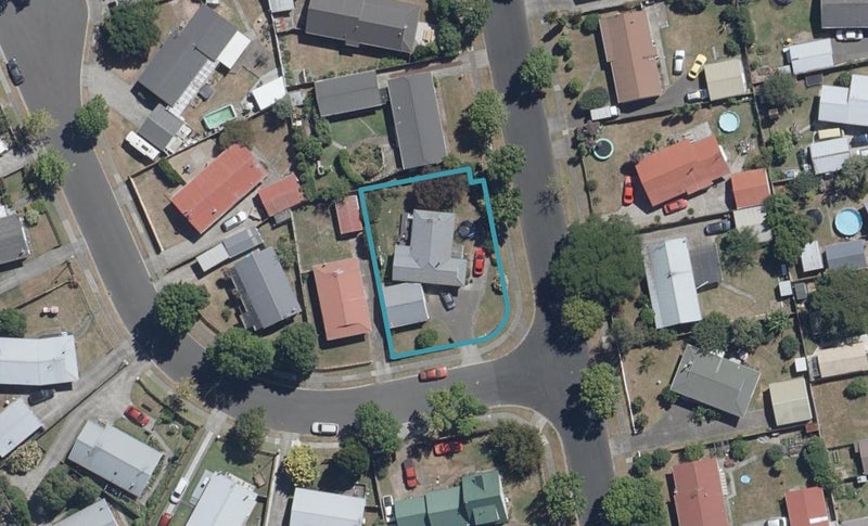 103 Oakfield Crescent, Pukete, Hamilton - Carousel 1