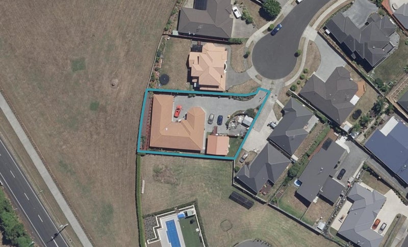 13 Sharaleigh Place, Grandview Heights, Hamilton - Carousel 1