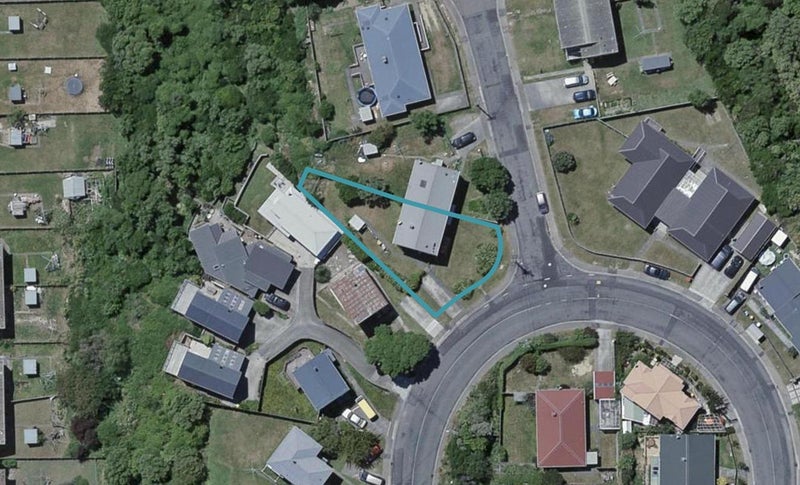 16 Tukanae Street, Strathmore Park, Wellington - Carousel 1