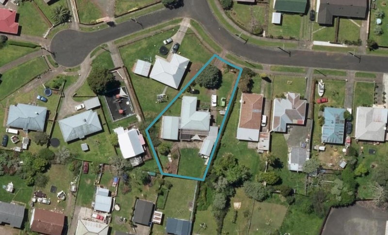 27 Taraire Crescent, Otangarei, Whangarei - Carousel 1