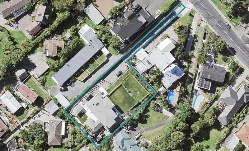 61 Pah Road, Cockle Bay, Auckland - Carousel 1