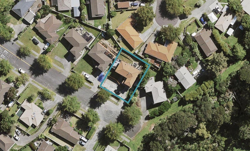 245 Waitemata Drive, Ranui, Auckland - Carousel 1