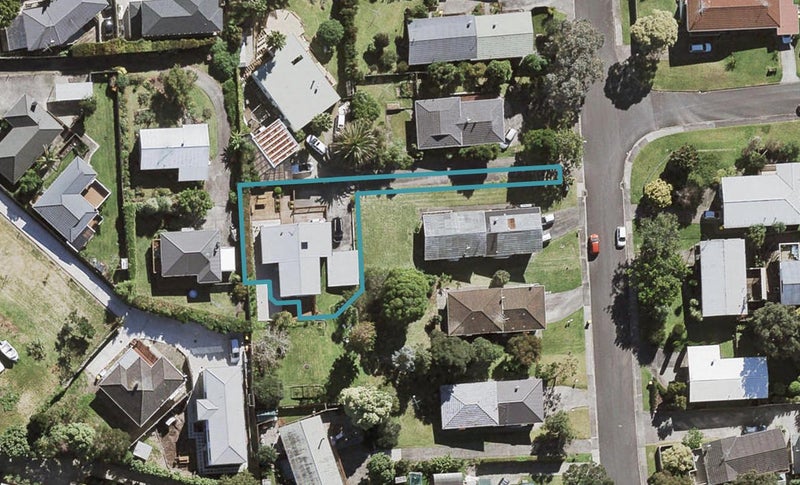 18B Kathleen Street, Totara Vale, Auckland - Carousel 1