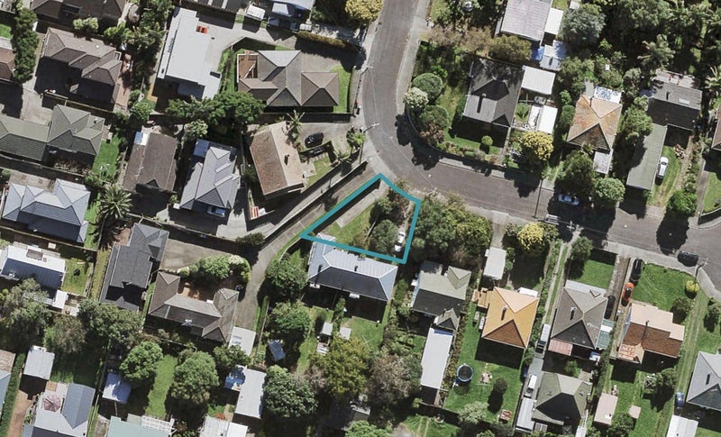 17A Kain Street, Mount Eden, Auckland - Carousel 1