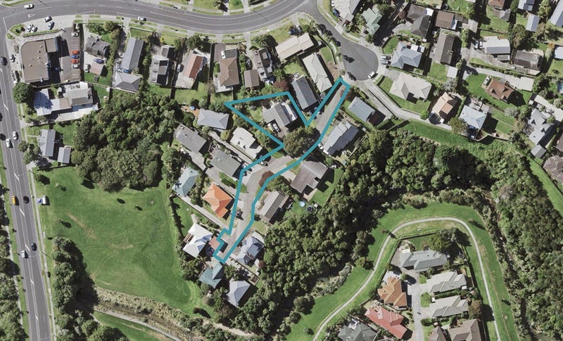 5 Jay Court, Botany Downs, Auckland - Carousel 1