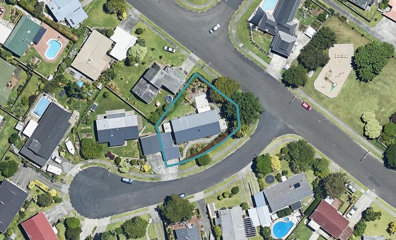 2 Lichfield Grove, Bethlehem, Tauranga - Carousel 1