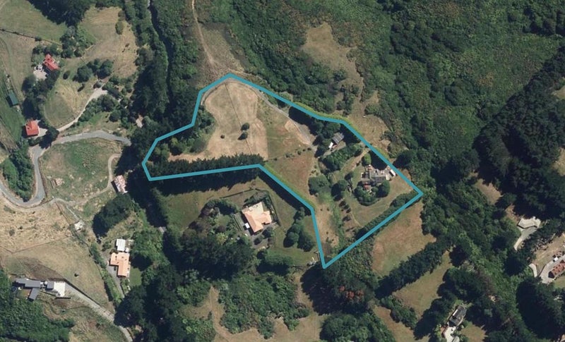 112 Stratton Street, Normandale, Lower Hutt - Carousel 1