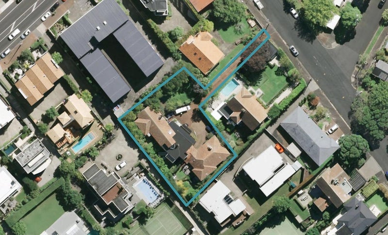 2/3 Takutai Street, Parnell, Auckland - Carousel 1