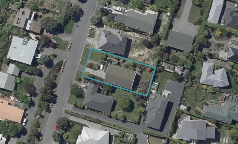 250 Cannon Hill Crescent, Mount Pleasant, Christchurch - Carousel 1