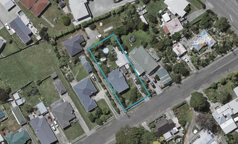 7 Atmore Avenue, Otaki - Carousel 1