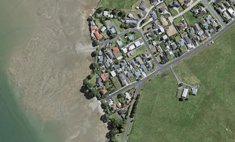 4B Channel View Road, Clarks Beach, Pukekohe - Carousel 1