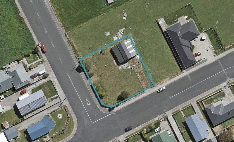 144 Wicklow Street, Clifton, Invercargill - Carousel 1