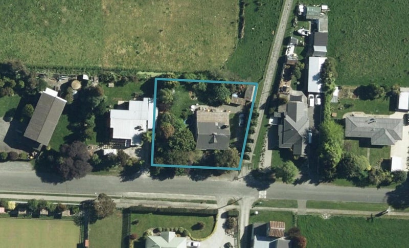37 School Road, Riwaka - Carousel 1