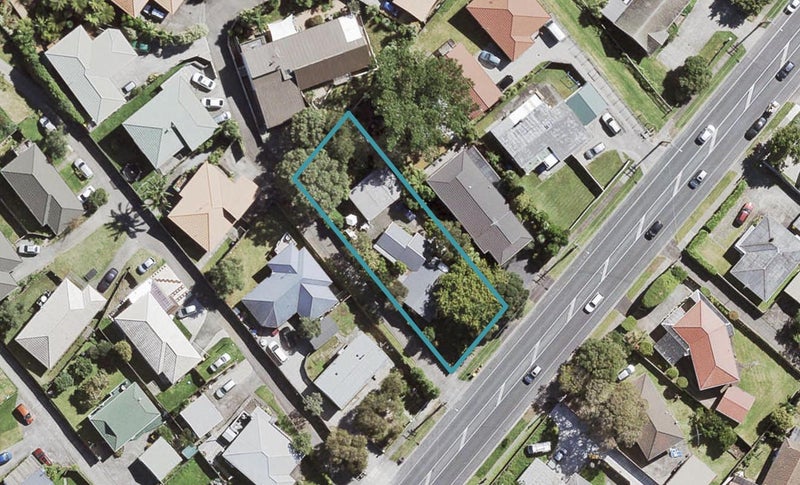 45 Forest Hill Road, Henderson, Auckland - Carousel 1