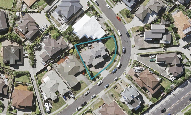 34 Ballymore Drive, Pinehill, Auckland - Carousel 1