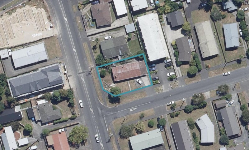 78 Cameron Road, Hamilton East, Hamilton - Carousel 1