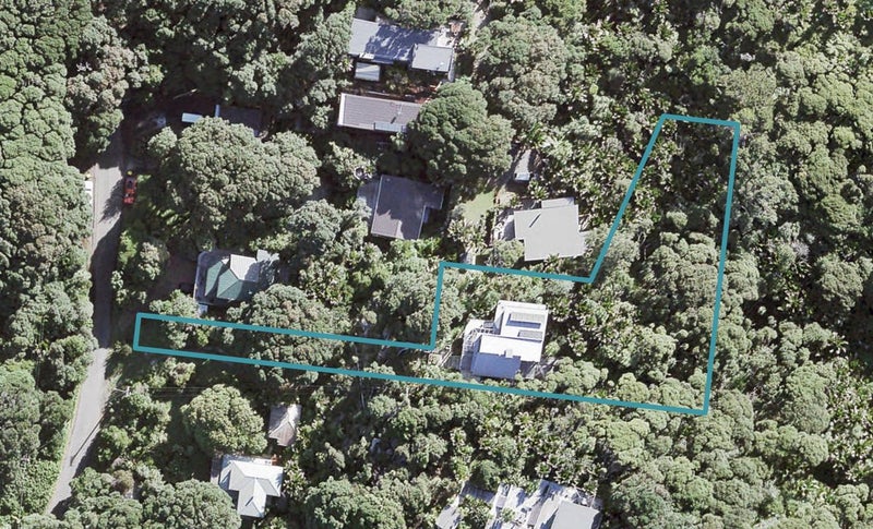 77 Garden Road, New Lynn - Carousel 1