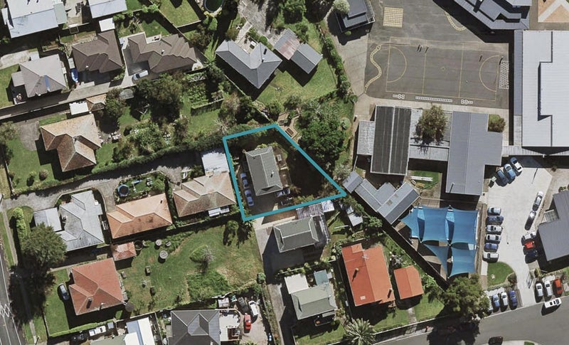 8C Pukeora Road, Otahuhu, Auckland - Carousel 1