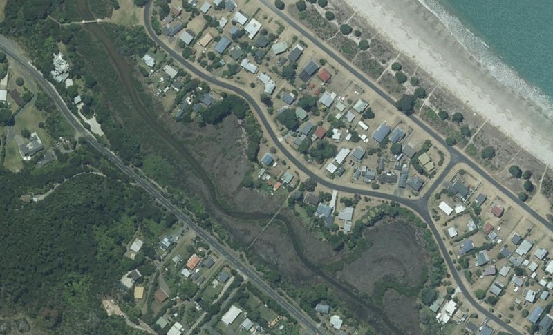 20 Riverview Road, Cooks Beach - Carousel 1