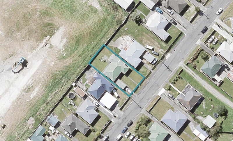 21 Ruthven Road, Wainuiomata, Lower Hutt - Carousel 1