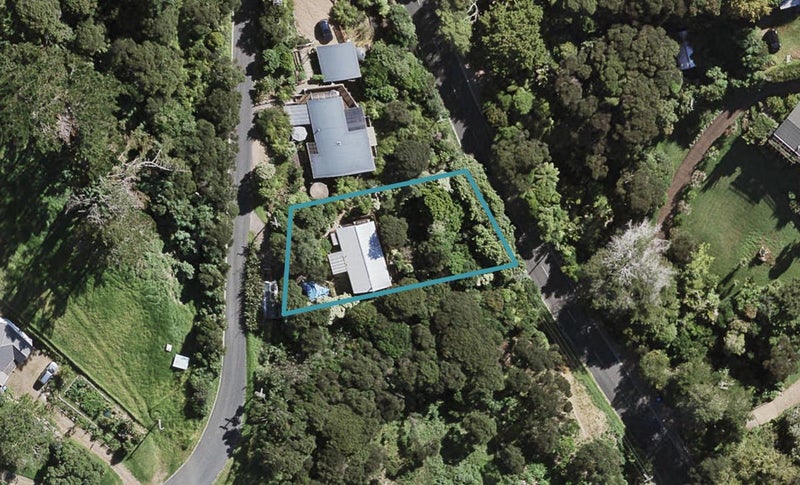39 Te Toki Road, Ostend, Waiheke Island - Carousel 1