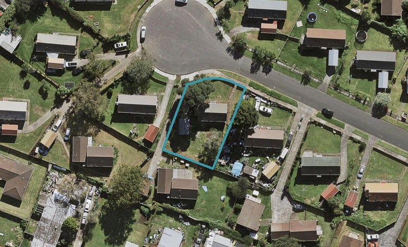 16 Ewart Road, Mangere East, Auckland - Carousel 1