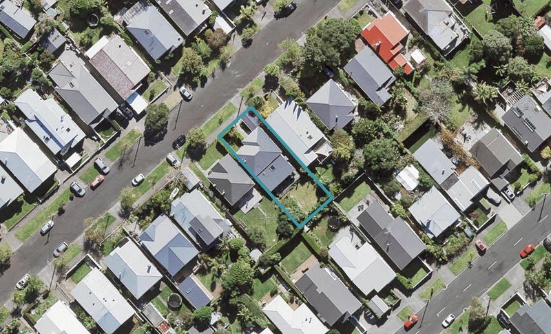 27 Chester Avenue, Westmere, Auckland - Carousel 1