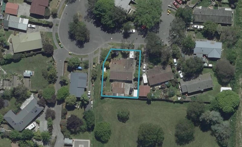 40 Clivedon Place, Redwood, Christchurch - Carousel 1