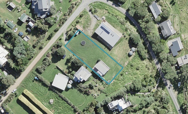 3 Ocean View Crescent, Rakino Island, Auckland - Carousel 1