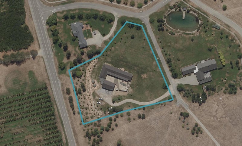 8 Larking Way, Earnscleugh, Alexandra - Carousel 1