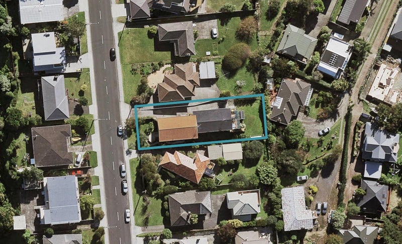 2/101 Sylvan Avenue, Northcote, Auckland - Carousel 1