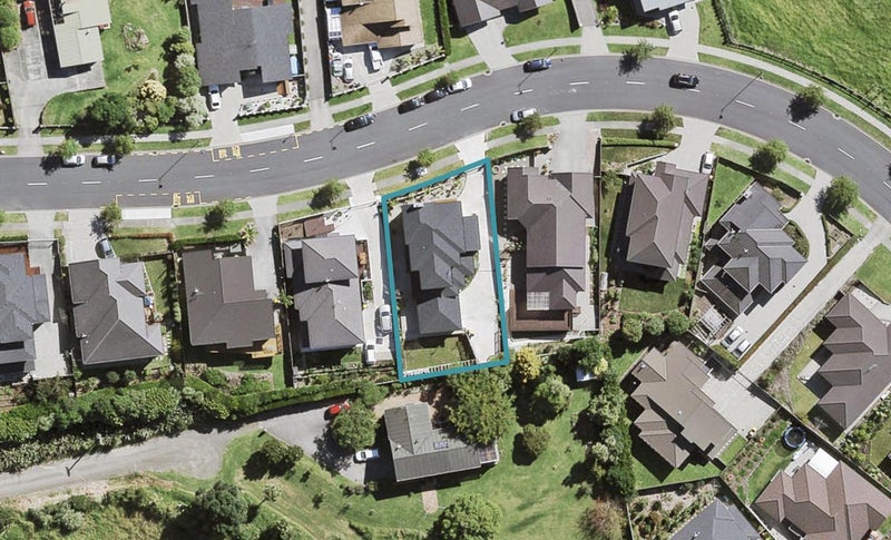 90 Lake Panorama Drive, Henderson Valley, Auckland - Carousel 1