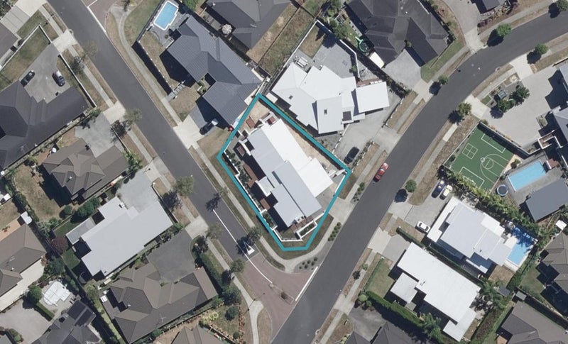 51 Somerton Drive, Huntington, Hamilton - Carousel 1