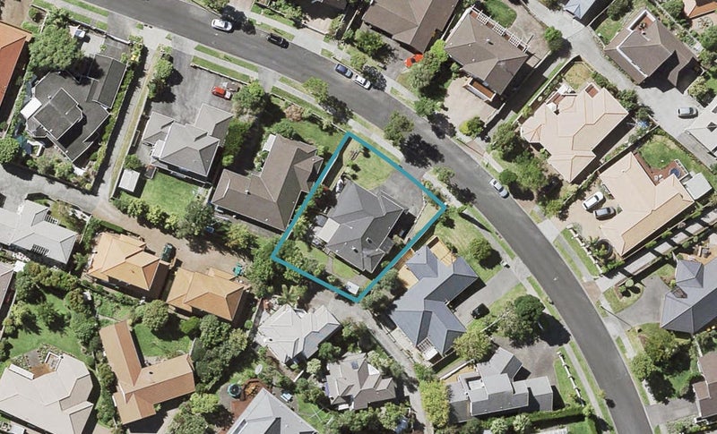47 Simmental Crescent, Somerville, Manukau - Carousel 1