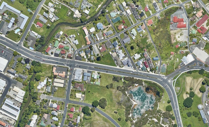 85 Lake Road, Ohinemutu, Rotorua - Carousel 1