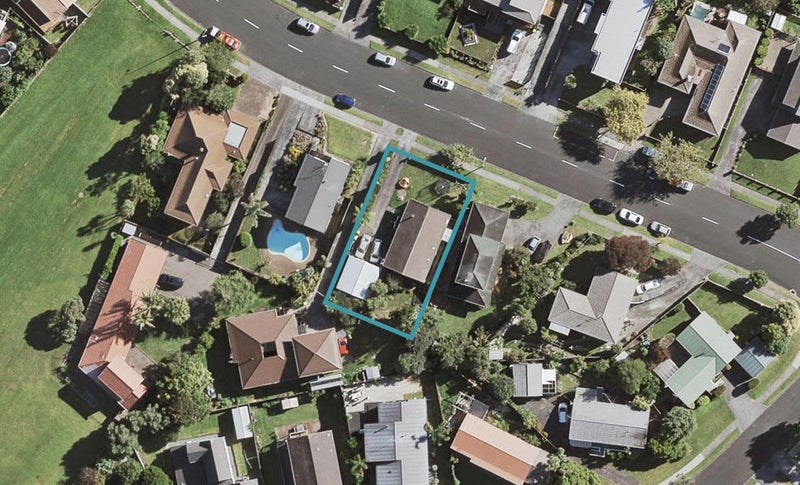 174 Carnoustie Drive, Wattle Downs, Auckland - Carousel 1