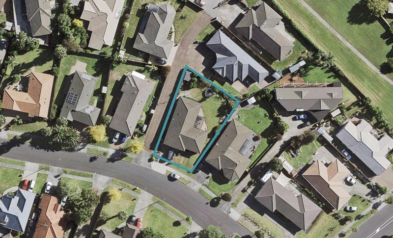 7 Lothian Brae, Wattle Downs, Auckland - Carousel 1