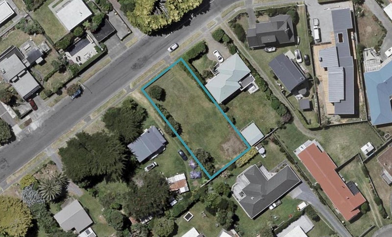 106 Tutere Street, Waikanae Beach, Waikanae - Carousel 1