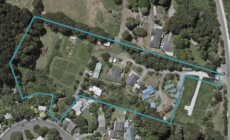 35 Rongomau Lane, Raumati South, Paraparaumu - Carousel 1
