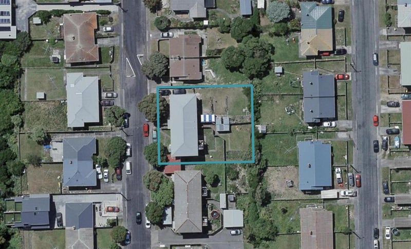 53 Raukawa Street, Strathmore Park, Wellington - Carousel 1