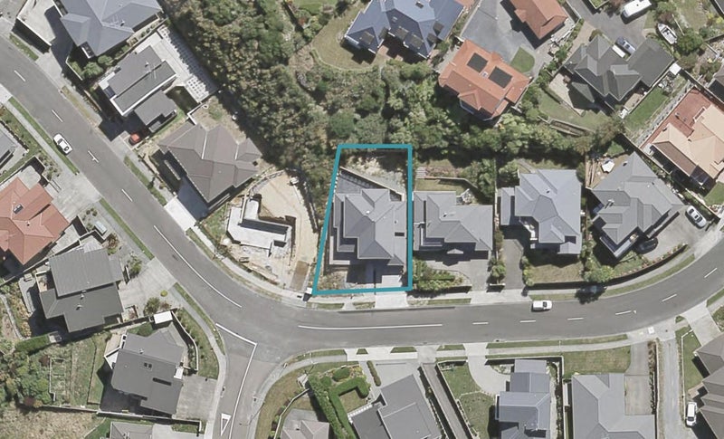 90 Cypress Drive, Maungaraki, Lower Hutt - Carousel 1