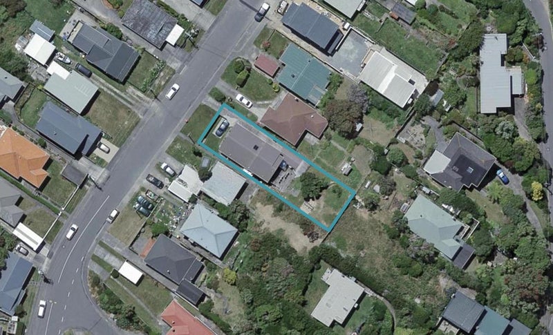 37 Tarawera Road, Johnsonville, Wellington - Carousel 1